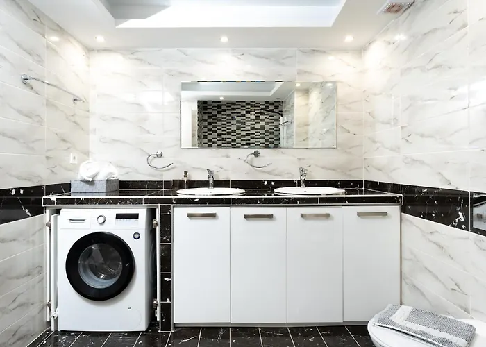 Crystal Haven Luxury By Binobi! アパート